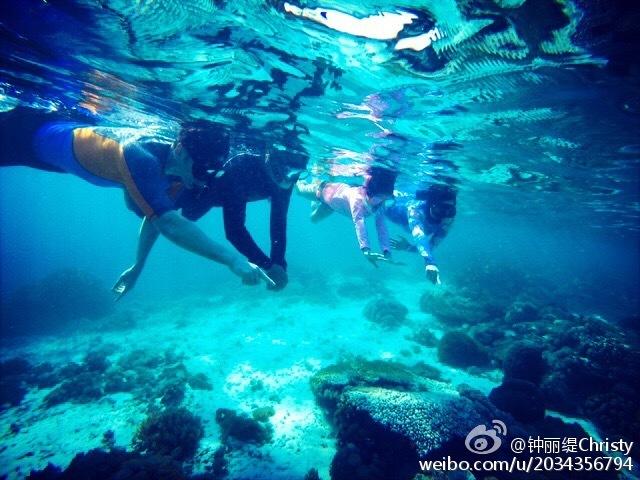 魔兽争霸3:开局4农民,单挑11家电脑,赖皮又好玩的双线TR玩法
