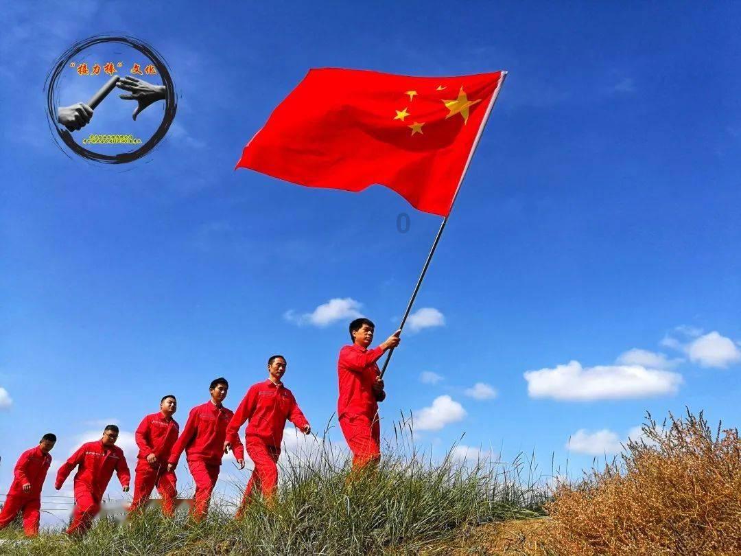 上海ifc商场,龙腾飞跃耀新春