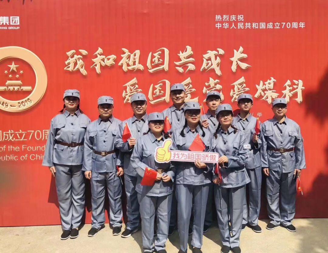 曾之乔回应补办婚礼:已经过了热情期 不确定会不会补办了