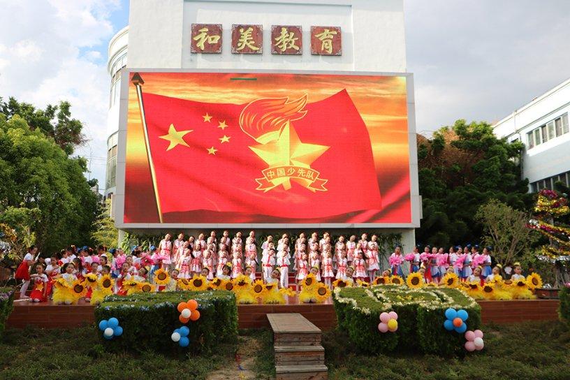 “国潮+新潮”！“年货经济”呈现新魅力 为经济赋能添彩