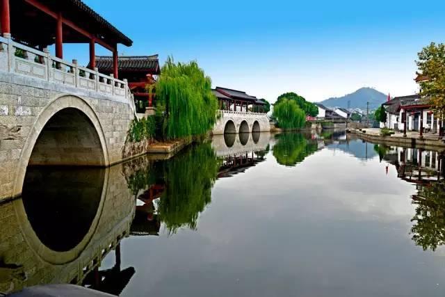 《暖阳之下》：多菱镜透视下的现实主义思考，你有哪些观后感？游戏画面