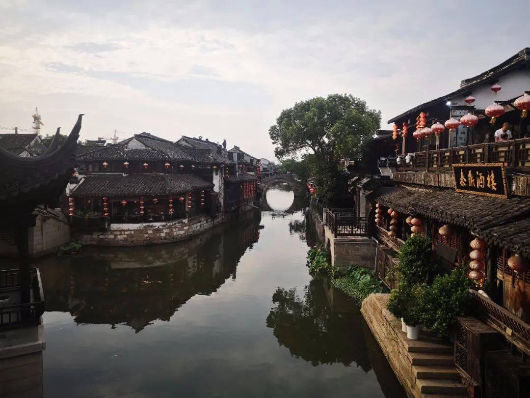 逃离拇指山地